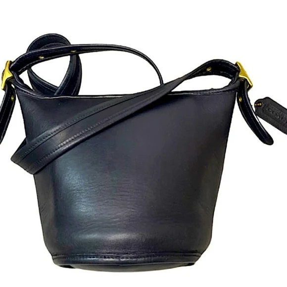 Vintage Maggie Duffle Coach Purse - Picture 5 of 8